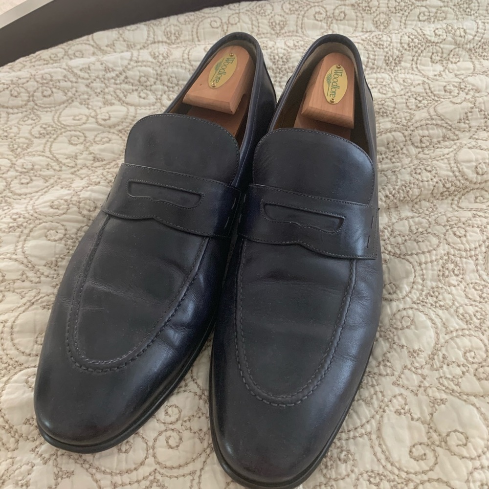 A. Testing Men’s Dress Shoes Size 12.   Mint.